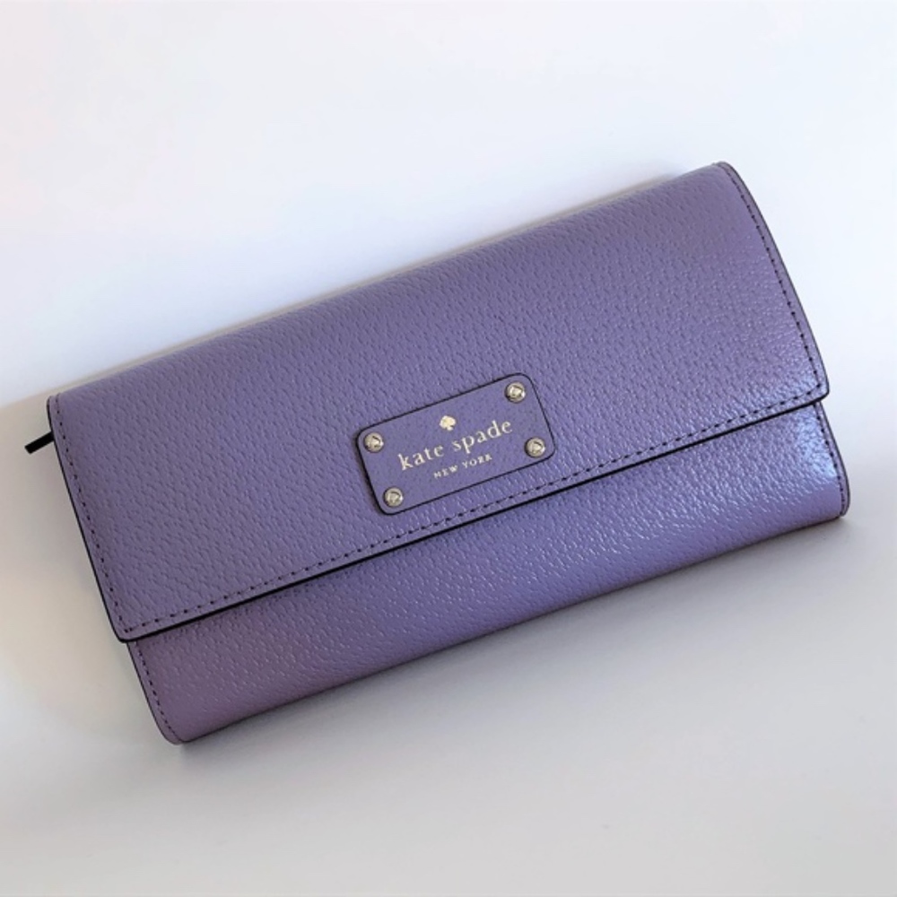 Pristine Kate Spade Wellesley Wallet - Lavender